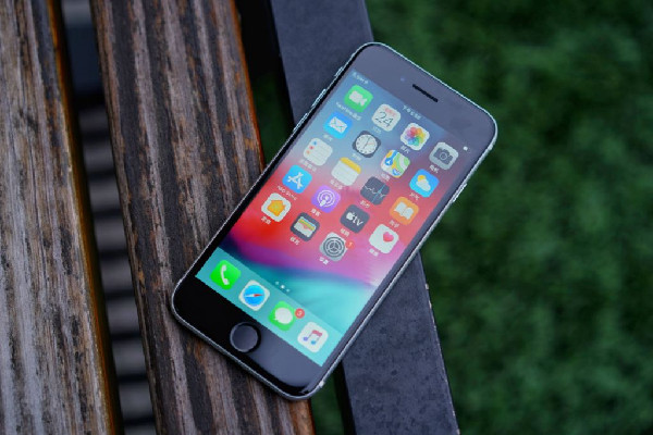 未拆封初代iPhone拍出6.3萬(wàn)美元 初代iPhone是哪一年 未拆封初代iPhone拍出6.3萬(wàn)美元 初代iPhone是哪一年