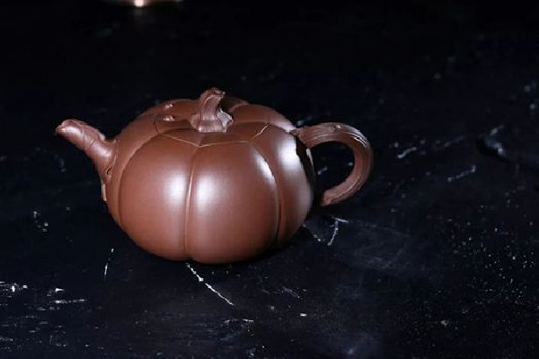 紫砂壺適合泡什么茶最好 紫砂壺泡茶的好處 紫砂壺適合泡什么茶最好 紫砂壺泡茶的好處