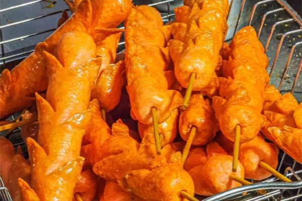 淀粉腸的蘸料怎么做 淀粉腸和火腿腸的區(qū)別 淀粉腸的蘸料怎么做 淀粉腸和火腿腸的區(qū)別