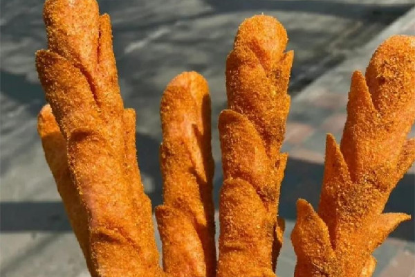 淀粉腸的蘸料怎么做 淀粉腸和火腿腸的區(qū)別 淀粉腸的蘸料怎么做 淀粉腸和火腿腸的區(qū)別