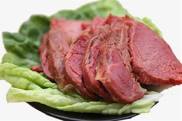 醬牛肉有綠色熒光是怎么回事 醬牛肉發(fā)綠光還能吃嗎 醬牛肉有綠色熒光是怎么回事 醬牛肉發(fā)綠光還能吃嗎