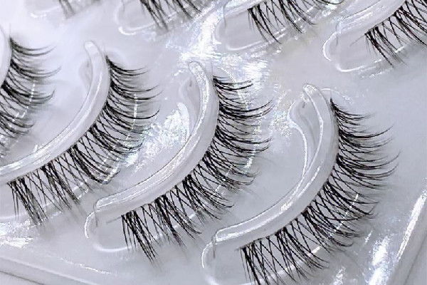 假睫毛哪種好怎么選擇 假睫毛買什么牌子好