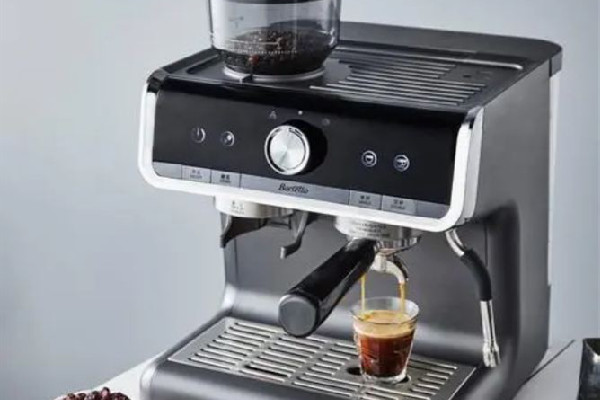 咖啡機(jī)家用什么品牌好 咖啡機(jī)多少錢(qián)一臺(tái)家庭用