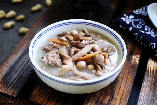 豬肚燉什么好吃又營(yíng)養(yǎng)又養(yǎng)胃 豬肚燉多長(zhǎng)時(shí)間為宜 豬肚燉什么好吃又營(yíng)養(yǎng)又養(yǎng)胃 豬肚燉多長(zhǎng)時(shí)間為宜