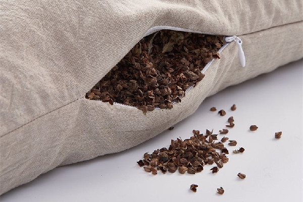 蕎麥枕頭有味道怎么去除 蕎麥枕頭什么味道