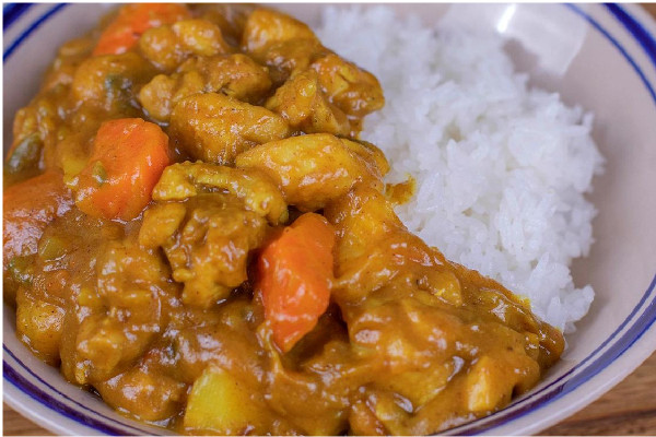 咖喱塊有咸味嗎 咖喱塊要放鹽嗎 咖喱塊有咸味嗎 咖喱塊要放鹽嗎