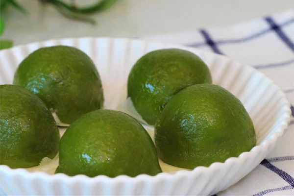 青團(tuán)用什么餡包好吃 青團(tuán)有什么口味 青團(tuán)用什么餡包好吃 青團(tuán)有什么口味