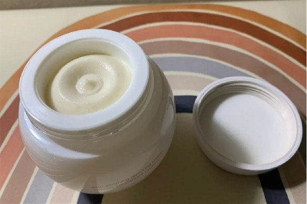 赫蓮娜面霜好用嗎 赫蓮娜面霜怎么樣 赫蓮娜面霜好用嗎 赫蓮娜面霜怎么樣