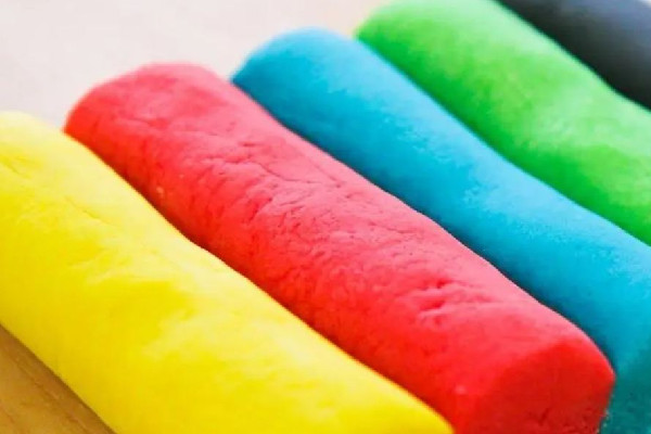 橡皮泥變硬了怎么變軟 橡皮泥為什么會(huì)變硬 橡皮泥變硬了怎么變軟 橡皮泥為什么會(huì)變硬