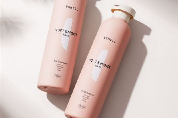 美白身體乳用多久才會有效果 美白身體乳用了長毛怎么辦 美白身體乳用多久才會有效果 美白身體乳用了長毛怎么辦