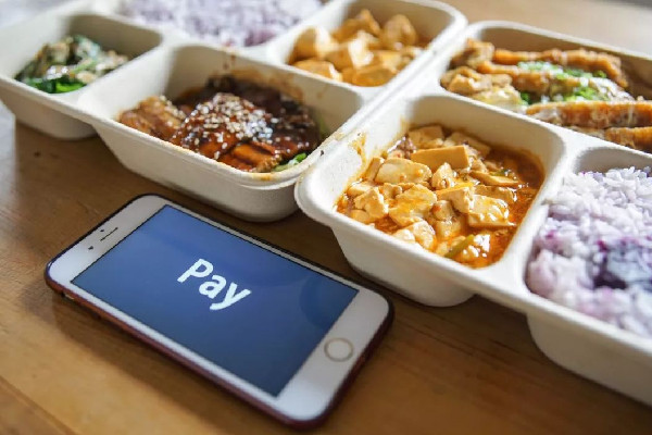 老師校門口扔學生外賣驅趕攤販 外賣有淡季和旺季區(qū)分嗎