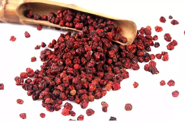 五味子是補(bǔ)腎陽還是補(bǔ)腎陰的 五味子適合什么人群喝 五味子是補(bǔ)腎陽還是補(bǔ)腎陰的 五味子適合什么人群喝