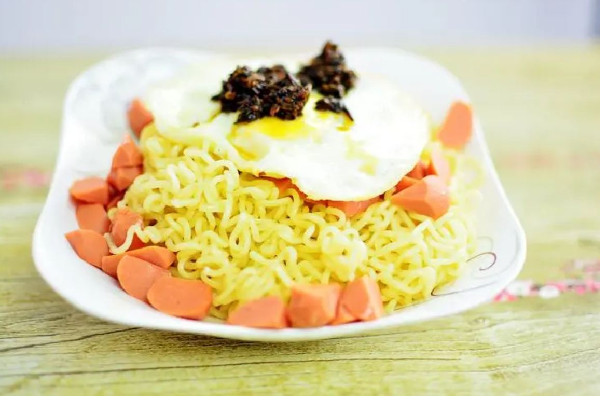 男子惡意下單1209袋方便面被訴 方便面有沒有營養(yǎng) 男子惡意下單1209袋方便面被訴 方便面有沒有營養(yǎng)