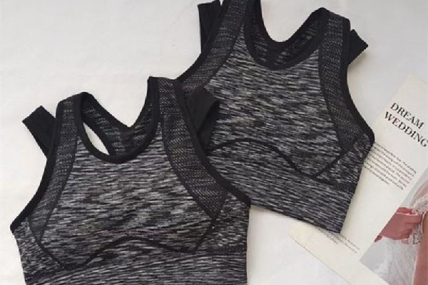 運(yùn)動(dòng)內(nèi)衣洗了會(huì)縮水嗎 運(yùn)動(dòng)內(nèi)衣可以用洗衣機(jī)洗嗎 運(yùn)動(dòng)內(nèi)衣洗了會(huì)縮水嗎 運(yùn)動(dòng)內(nèi)衣可以用洗衣機(jī)洗嗎