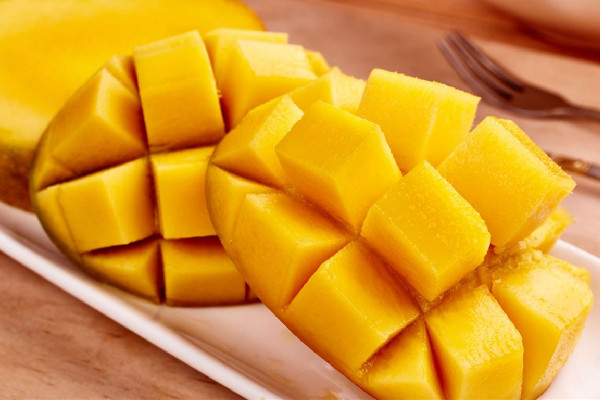 芒果可以放冰箱冷藏嗎 芒果放冰箱好還是常溫好 芒果可以放冰箱冷藏嗎 芒果放冰箱好還是常溫好