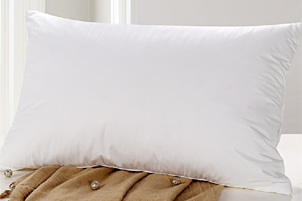 羽絨枕頭會(huì)塌嗎 羽絨枕頭塌了怎么辦 羽絨枕頭會(huì)塌嗎 羽絨枕頭塌了怎么辦