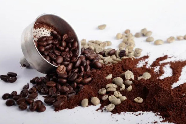 咖啡粉結(jié)塊可以喝嗎 咖啡粉放久了還能喝嗎 咖啡粉結(jié)塊可以喝嗎 咖啡粉放久了還能喝嗎