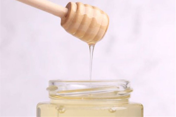 槐花蜜可以存放多長(zhǎng)時(shí)間 槐花蜜放久了還能吃嗎