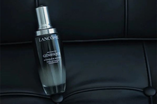 蘭蔻精華液和雅詩蘭黛精華液哪個(gè)好 蘭蔻精華液是精華液嗎