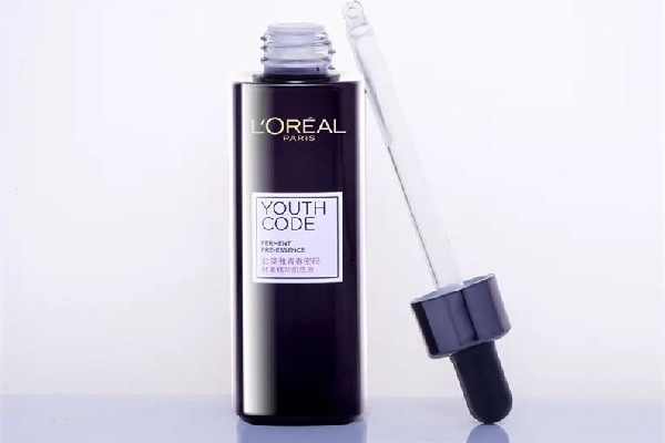 肌底液要避開眼周嗎 肌底液會讓皮膚變薄嗎 肌底液要避開眼周嗎 肌底液會讓皮膚變薄嗎