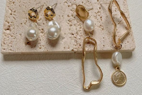 珍珠首飾用什么裝最好 珍珠首飾可以用聲波洗嗎 珍珠首飾用什么裝最好 珍珠首飾可以用聲波洗嗎