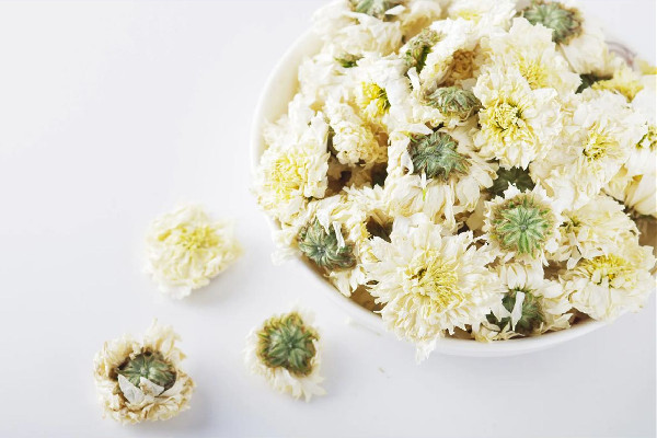 菊花茶要洗茶嗎 菊花茶怎么泡才好喝 菊花茶要洗茶嗎 菊花茶怎么泡才好喝
