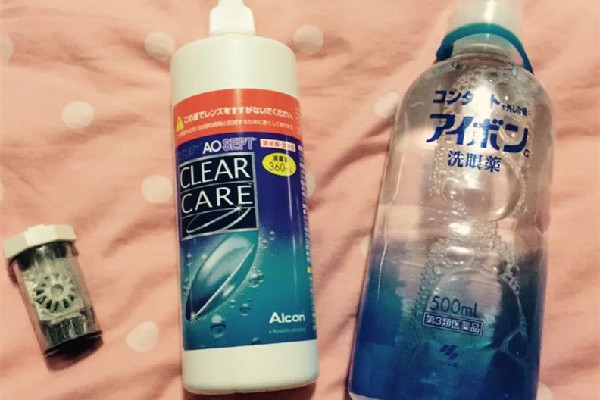 隱形護(hù)理液對眼睛好嗎 隱形護(hù)理液對人有害嗎
