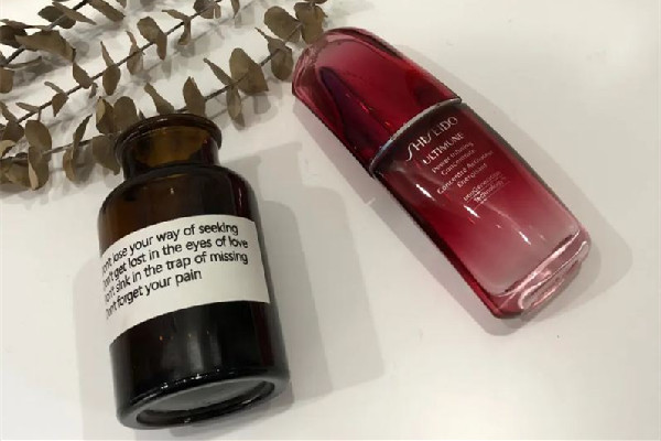 資生堂紅腰子有美白功效嗎 資生堂紅腰子可以當(dāng)乳液用嗎 資生堂紅腰子有美白功效嗎 資生堂紅腰子可以當(dāng)乳液用嗎