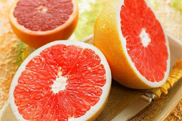 葡萄柚是什么雜交出來(lái)的 葡萄柚是柚子還是橙子