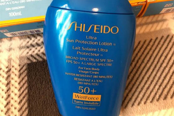 資生堂藍胖子防曬霜適合油皮嗎 資生堂藍胖子防曬霜要卸妝嗎 資生堂藍胖子防曬霜適合油皮嗎 資生堂藍胖子防曬霜要卸妝嗎