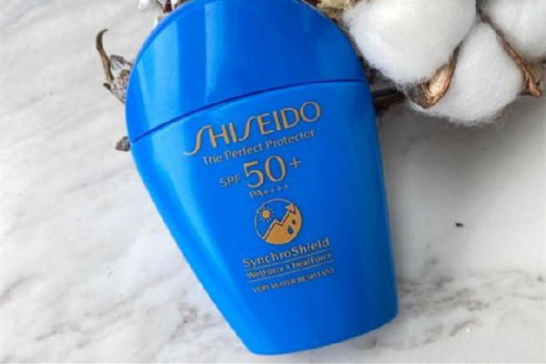 資生堂藍胖子防曬霜適合油皮嗎 資生堂藍胖子防曬霜要卸妝嗎 資生堂藍胖子防曬霜適合油皮嗎 資生堂藍胖子防曬霜要卸妝嗎