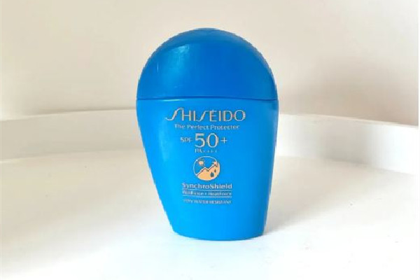 資生堂藍(lán)胖子怎么看生產(chǎn)日期 資生堂藍(lán)胖子放一年可以用嗎