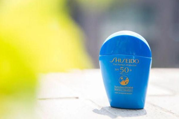 資生堂藍(lán)胖子歐美版和日版區(qū)別 資生堂藍(lán)胖子買哪個版本 資生堂藍(lán)胖子歐美版和日版區(qū)別 資生堂藍(lán)胖子買哪個版本