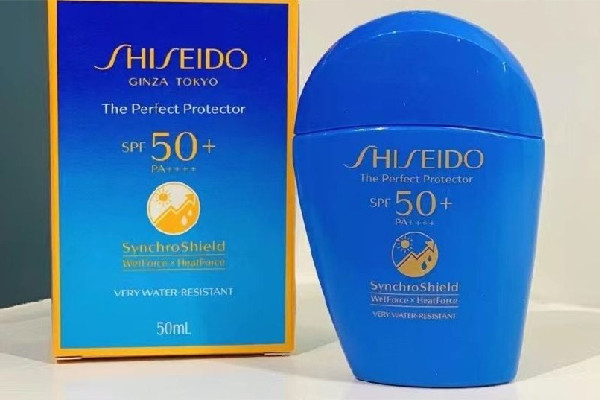 資生堂藍(lán)胖子的用法 資生堂藍(lán)胖子要搖嗎 資生堂藍(lán)胖子的用法 資生堂藍(lán)胖子要搖嗎