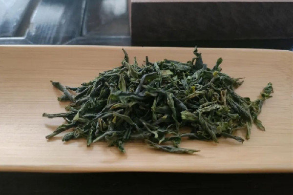 六安瓜片如何沖泡才好喝 六安瓜片用多少度的水來沖泡 六安瓜片如何沖泡才好喝 六安瓜片用多少度的水來沖泡