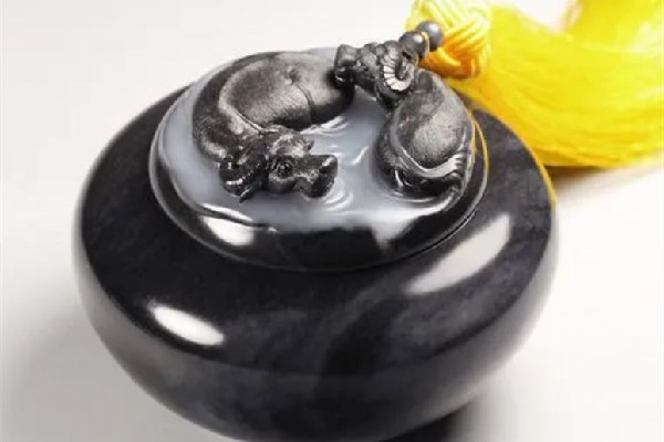 墨玉有收藏價(jià)值嗎 墨玉什么樣的最好