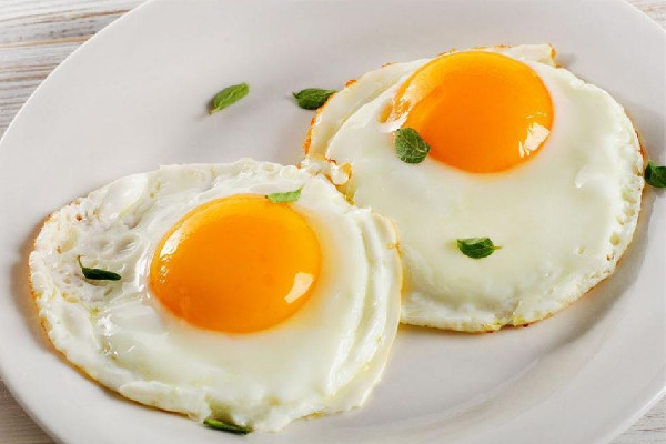 煎雞蛋怎么煎才好吃 煎雞蛋用什么鍋比較好 煎雞蛋怎么煎才好吃 煎雞蛋用什么鍋比較好