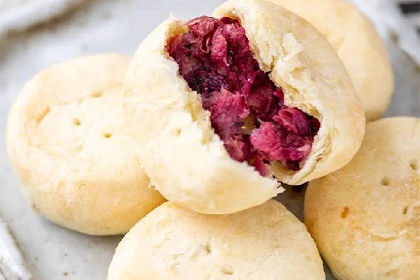 鮮花餅怎么做好吃又簡單 鮮花餅放豬油嗎 鮮花餅怎么做好吃又簡單 鮮花餅放豬油嗎