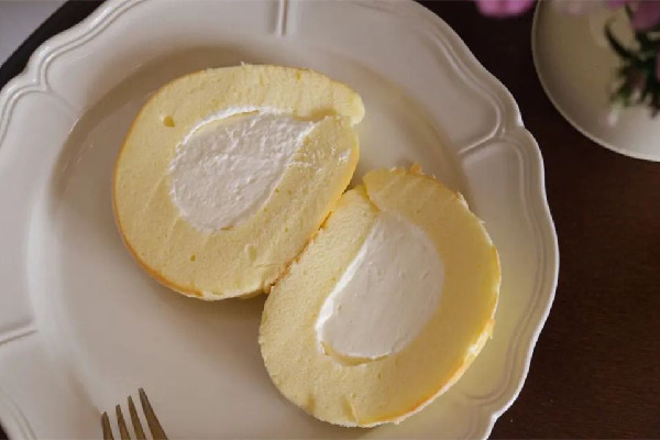 蛋糕卷的做法與配方 蛋糕卷用什么面粉 蛋糕卷的做法與配方 蛋糕卷用什么面粉