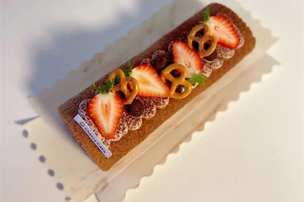 蛋糕卷要冷藏多久定型 蛋糕卷要等完全冷卻在卷嗎 蛋糕卷要冷藏多久定型 蛋糕卷要等完全冷卻在卷嗎