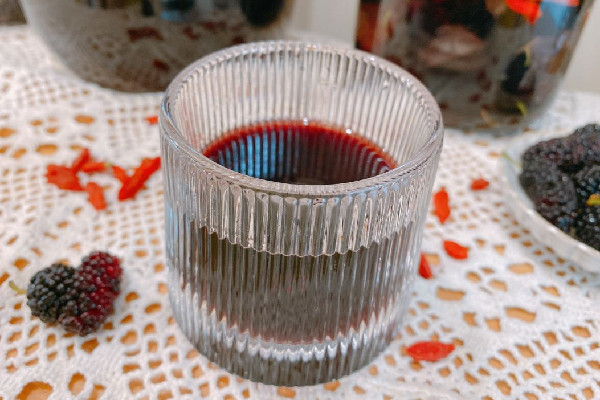 桑葚酒可以保存幾年 桑葚酒放了三年還能喝嗎 桑葚酒可以保存幾年 桑葚酒放了三年還能喝嗎