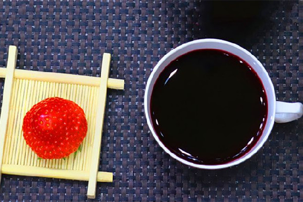 桑葚酒是不是泡的時(shí)間越長(zhǎng)越好 桑葚酒泡多久時(shí)間最佳 桑葚酒是不是泡的時(shí)間越長(zhǎng)越好 桑葚酒泡多久時(shí)間最佳