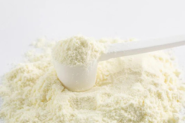 成人奶粉喝了會上火嗎 成人奶粉一次吃多少合適