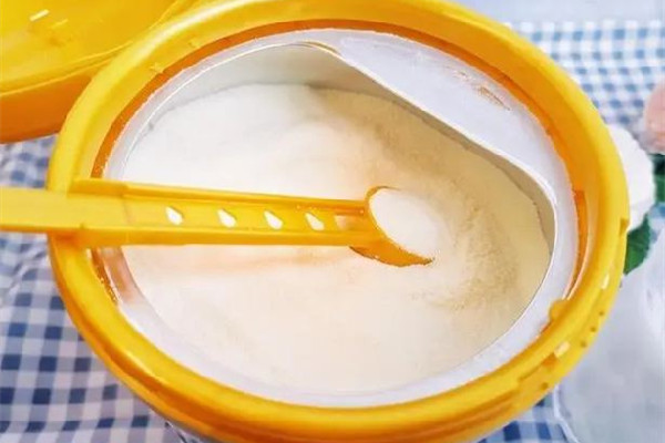 成人奶粉早上喝好還是晚上喝好 成人奶粉什么時候喝效果最佳 成人奶粉早上喝好還是晚上喝好 成人奶粉什么時候喝效果最佳