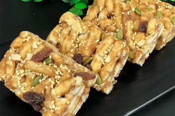 沙琪瑪會(huì)導(dǎo)致血糖高嗎 沙琪瑪適合糖尿病人吃嗎 沙琪瑪會(huì)導(dǎo)致血糖高嗎 沙琪瑪適合糖尿病人吃嗎