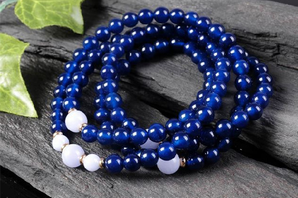 藍玉髓怎么看品質(zhì) 藍玉髓有棉絮嗎 藍玉髓怎么看品質(zhì) 藍玉髓有棉絮嗎