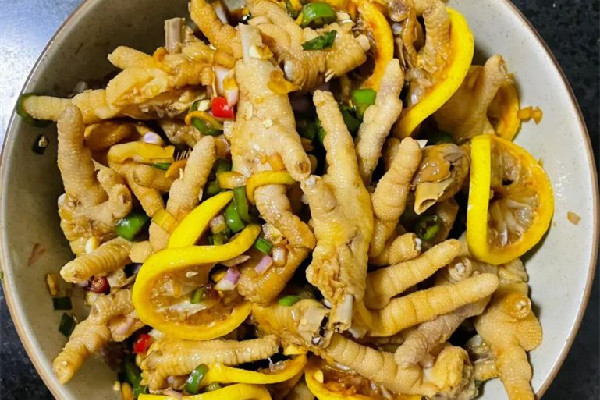 雞爪有膠原蛋白嗎 雞爪和豬蹄哪個(gè)膠原蛋白多 雞爪有膠原蛋白嗎 雞爪和豬蹄哪個(gè)膠原蛋白多