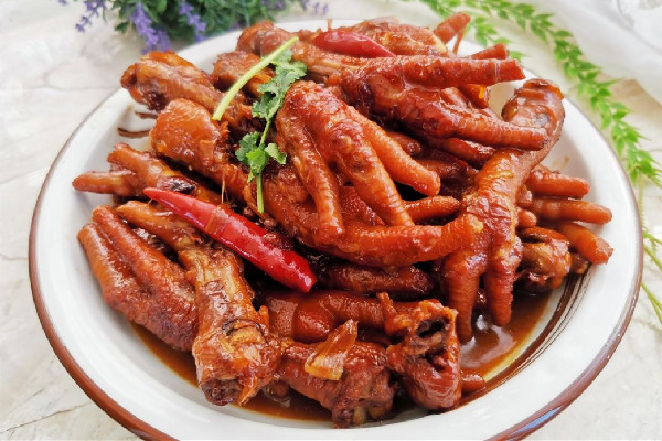 雞爪可以補充膠原蛋白嗎 雞爪對人體有什么好處 雞爪可以補充膠原蛋白嗎 雞爪對人體有什么好處