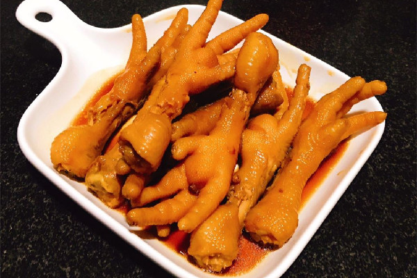 雞爪可以補充膠原蛋白嗎 雞爪對人體有什么好處 雞爪可以補充膠原蛋白嗎 雞爪對人體有什么好處